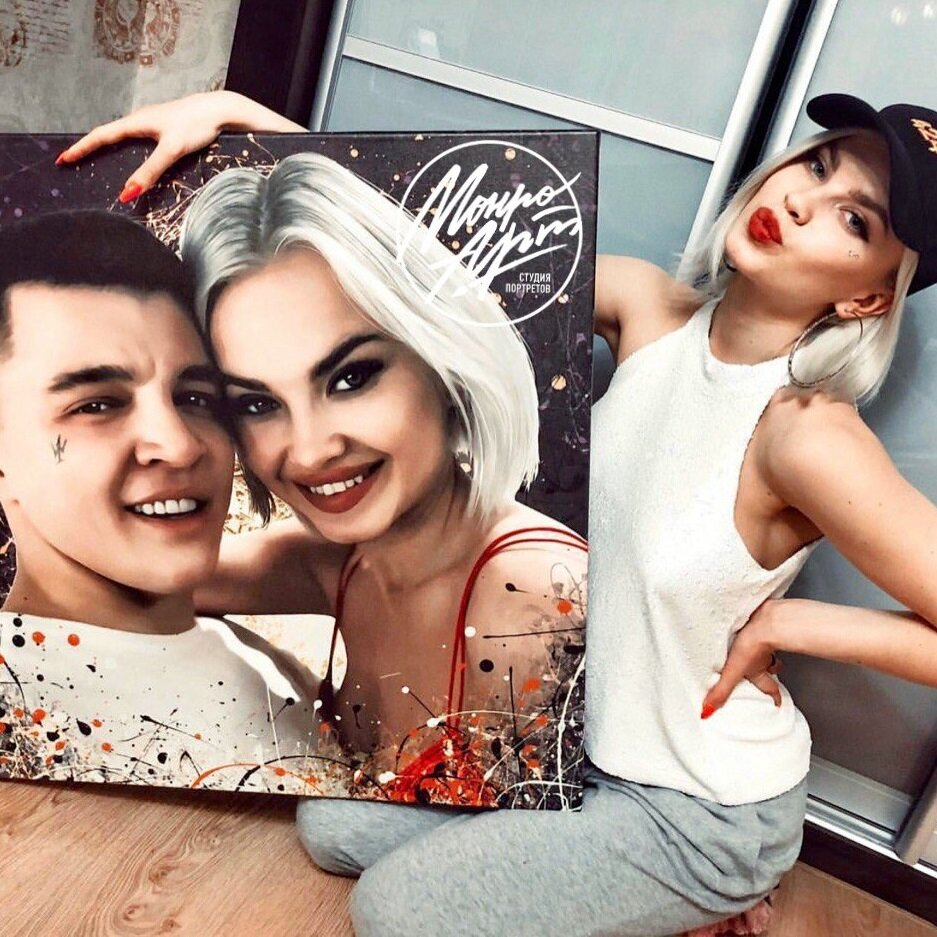 Чтобы посмотреть примеры портретов влюблённых, листайте вправо.