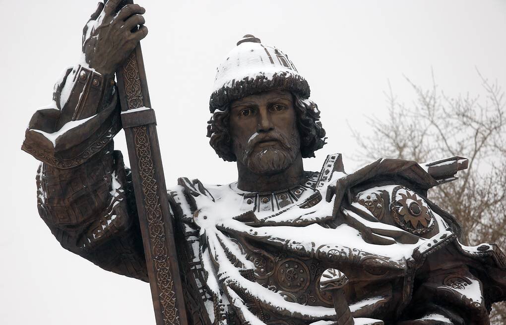 Памятник Владимиру Святославовичу.