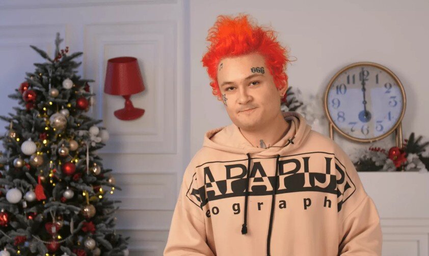 Ранний Алишер был упитанным маминым пирожком