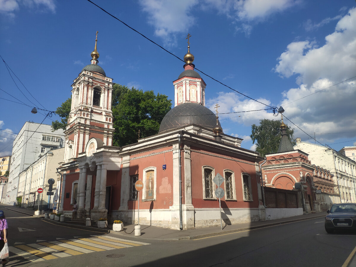 Церковь Николая Чудотворца в Подкопаях. Авторское фото