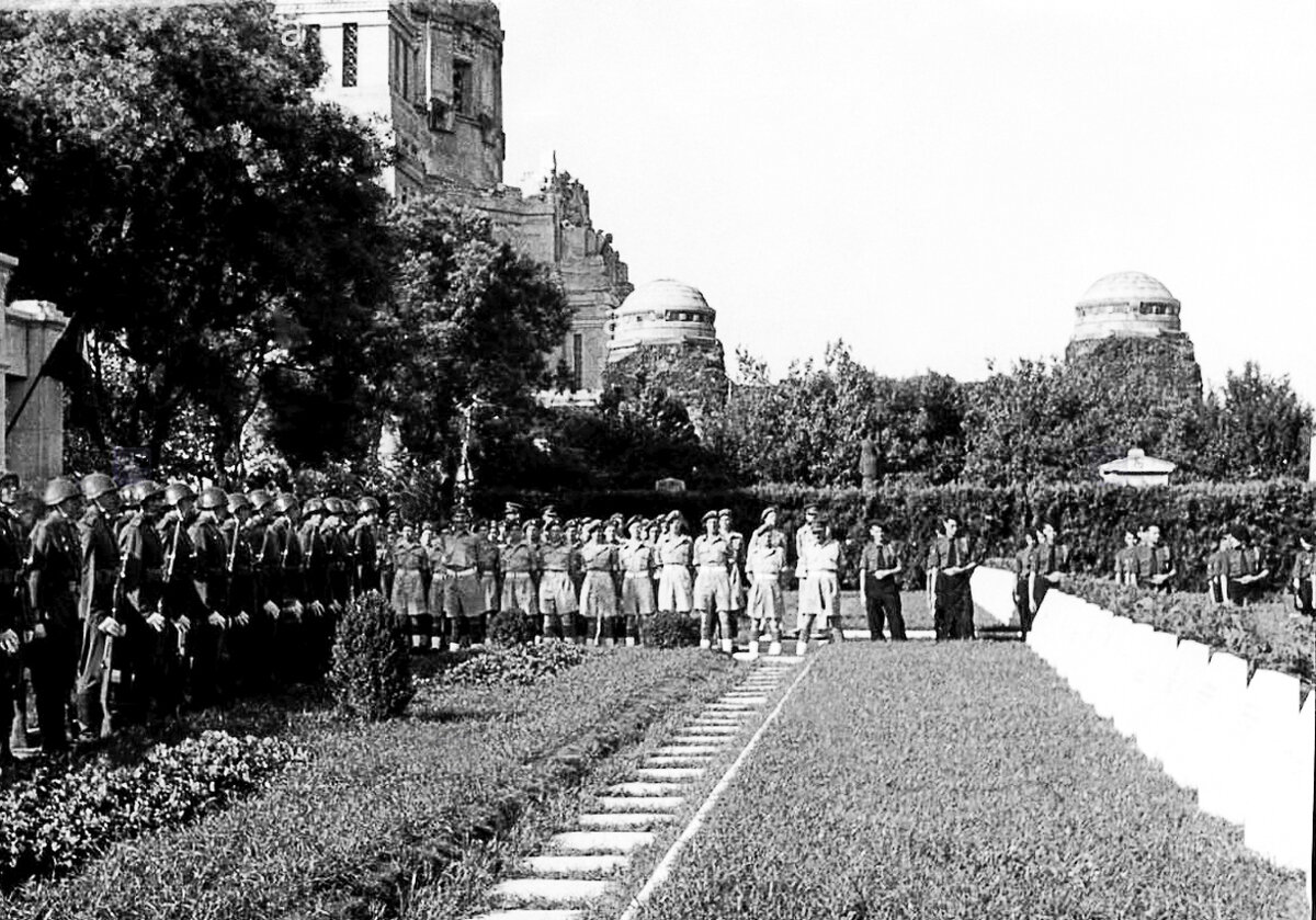 судаев алексей автомат. август 1946 года. динамо тбилиси 1936 год. в россии. август 1946 событие.