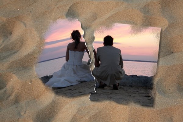 Вечер воспоминаний закончился... И сестрам снова надо вернуться в настоящее, где уже нет папы и где в отношениях Вики и Виктора происходит непонятно что...