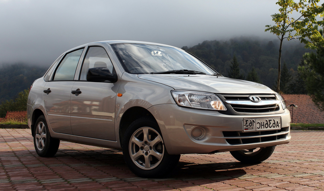 Автомобиль Lada Granta Sedan