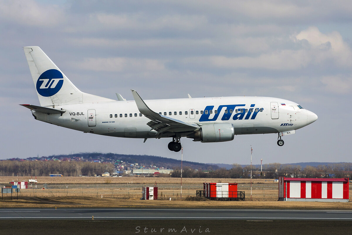 Utair перевел первый Boeing в российский реестр | SturmAvia - авиация и  путешествия | Дзен