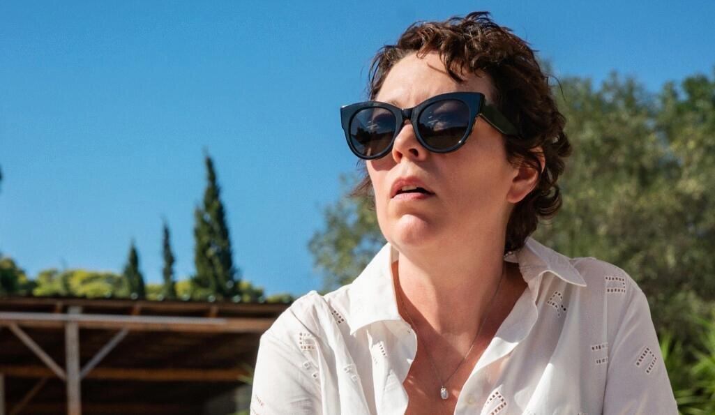 Кадр из фильма "Незнакомая дочь", 2021 г.