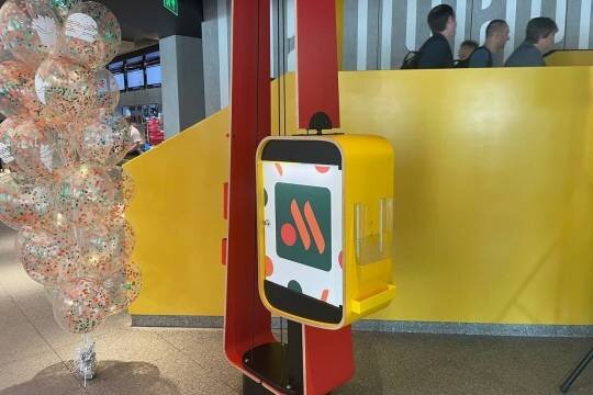    В сети почти за 300 миллионов рублей продается доменное имя преемника «МакДоналдса» – сети «Вкусно и точка»