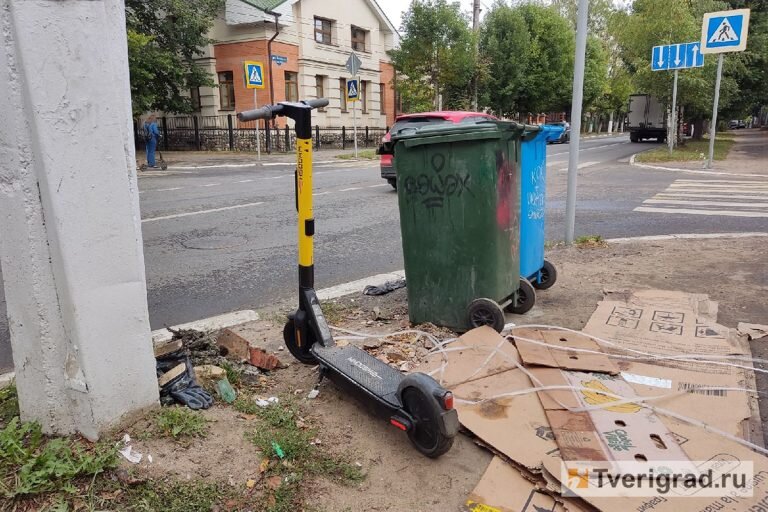Определена сумма штрафа за парковку велосипедов и электросамокатов в неположенном месте в Твери