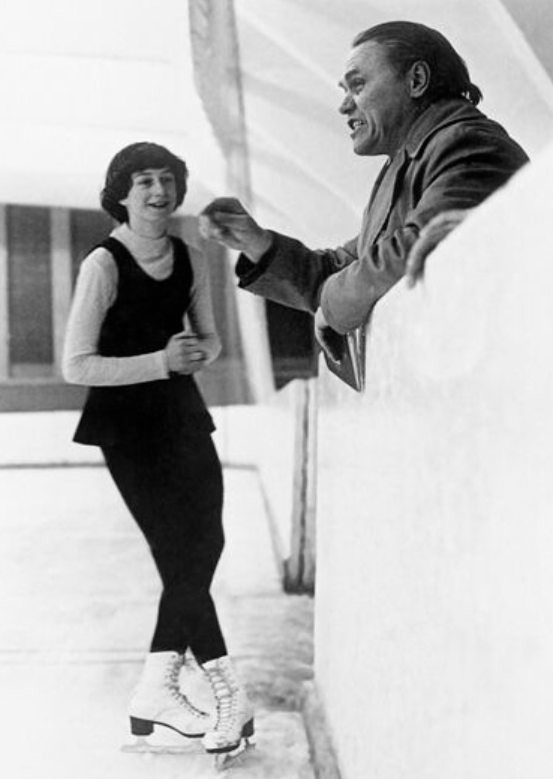 Станислав Жук с Еленой Водорезовой во время тренировки в 1977 году. Источник фото: riamediabank.ru/media/174299.html