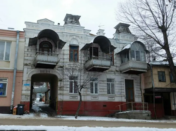 Брат дом. Дом братьев Бландовых в Кисловодске. Кисловодск особняк Цинцинатора