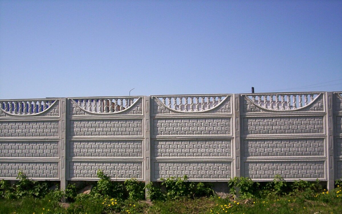 Забор из бетона своими руками