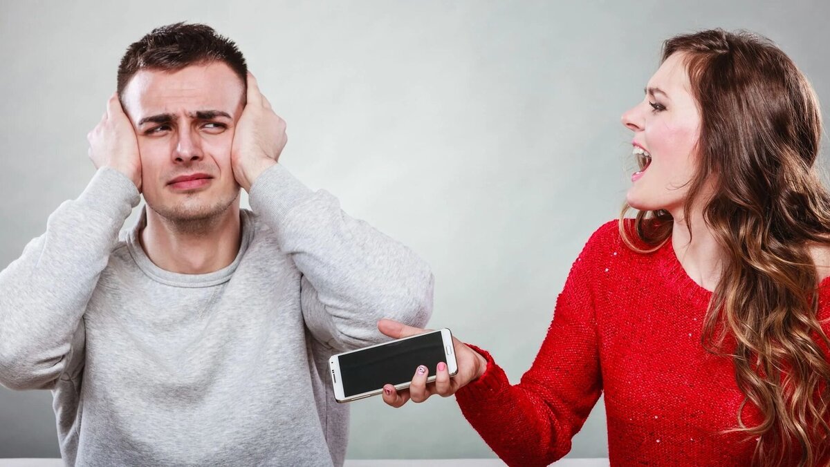 "Встреча двух личностей подобна контакту двух химических веществ: если есть какая-то реакция, обе трансформируются". - Карл Юнг