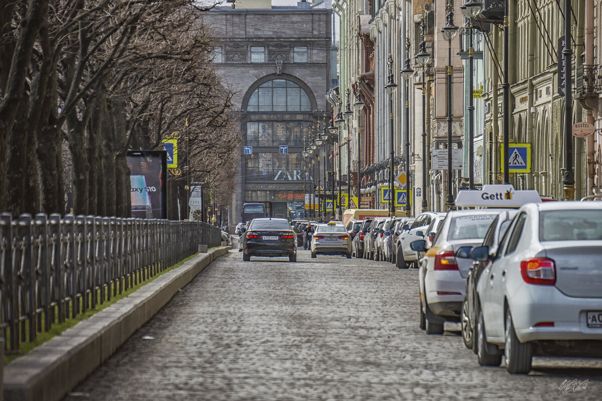 Большая конюшенная улица санкт петербург фото