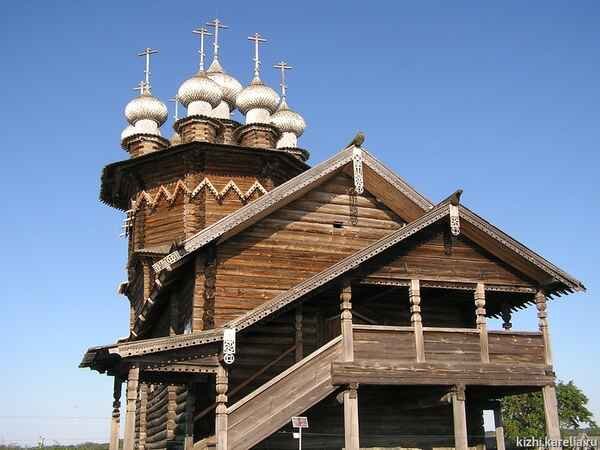 Покровская церковь в Кижах. 