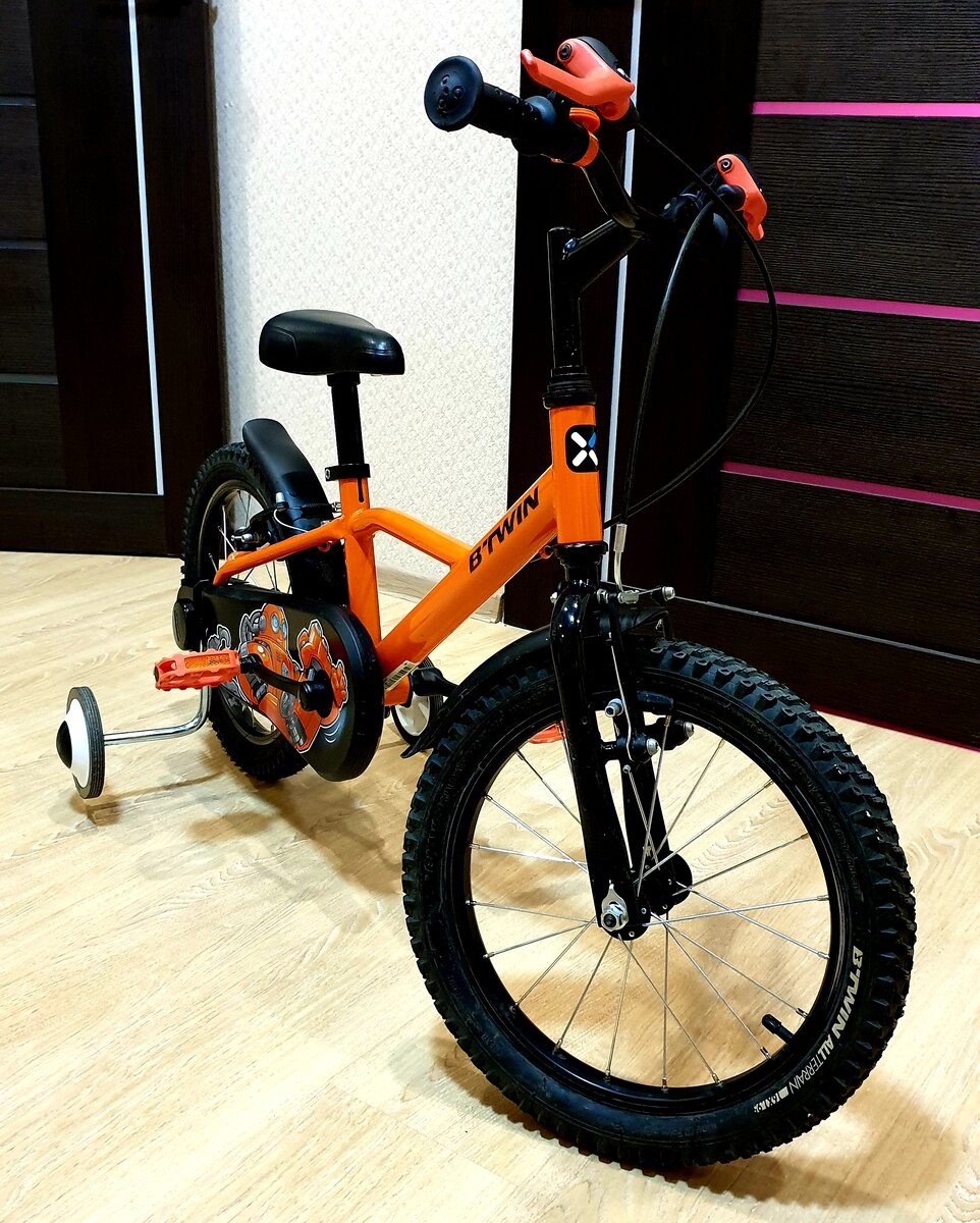B'Twin 500 Robot 16"