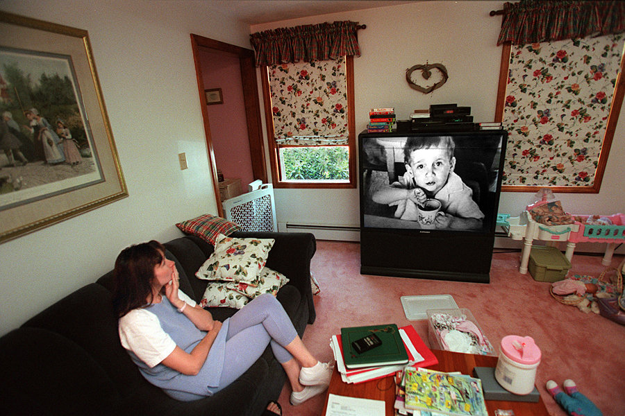 @csmonitor.com/Мэри смотрит на свою будущую дочь