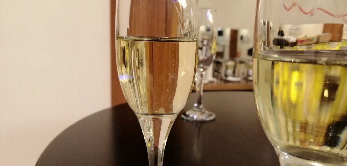 "Листик" - я думаю вы поняли что это аниматор в костюме. К сожалению его не сфоткал((