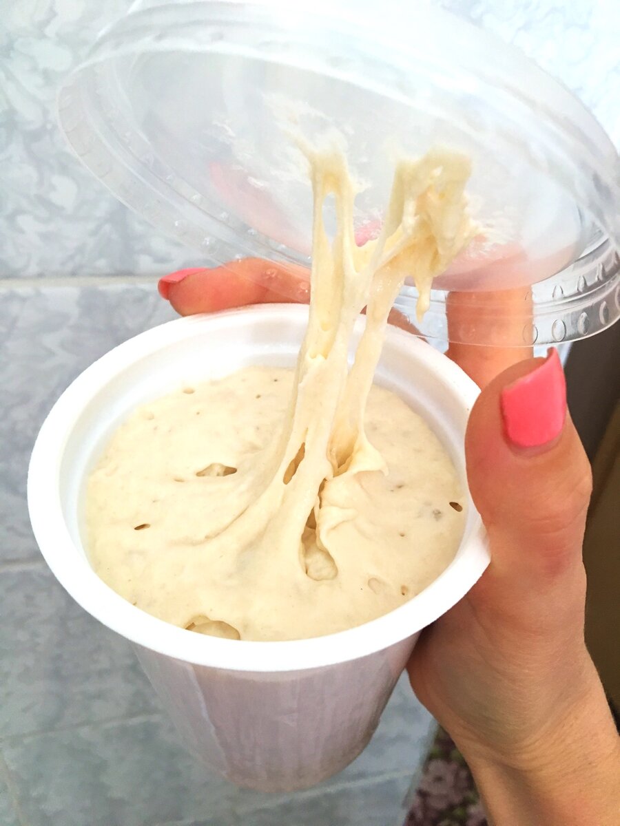 поднявшаяся закваска из 3ст ложек  в холодильнике