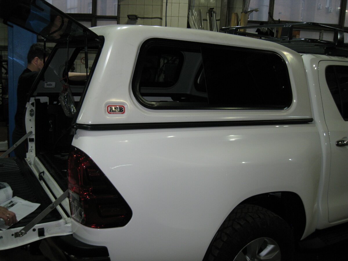 Как снять боковые окна на кунге Установка кунга на Toyota Hilux АВТОКРАТИЯ Дзен