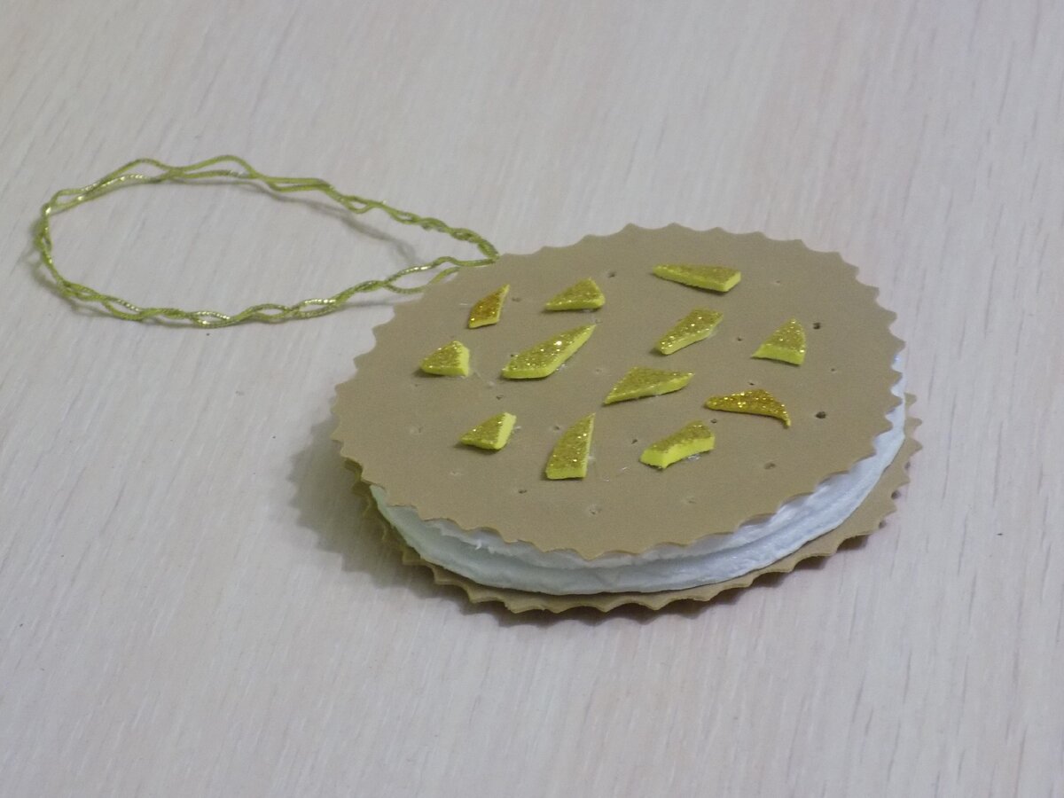 новогодние поделки с детьми, своими руками, интересные идеи, елочная игрушка, печенье сэндвич