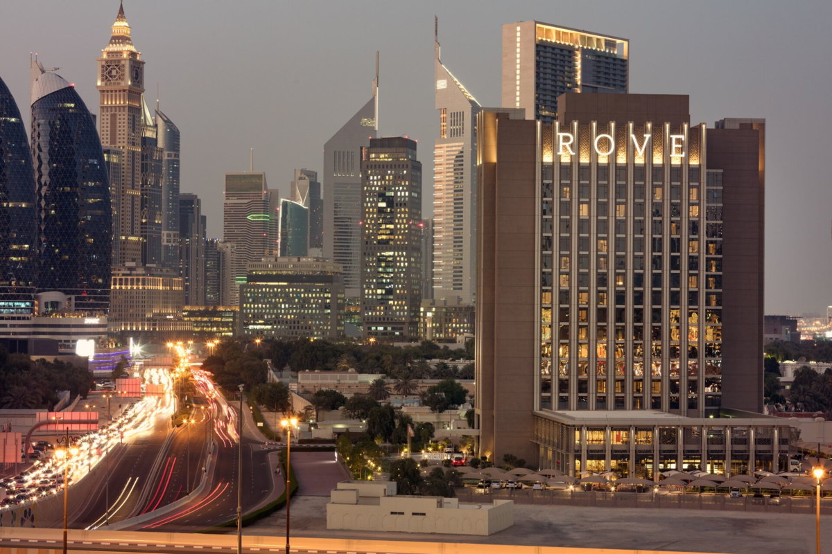 Downtown dubai. Гостиница Rove Дубай. Отель в Дубае Rove Dubai Marina. Даунтаун Дубай. Дубай Марина 3.