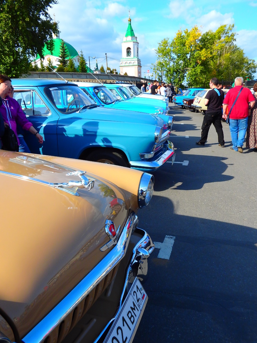 Ряд ГАЗ 21 "Волга"