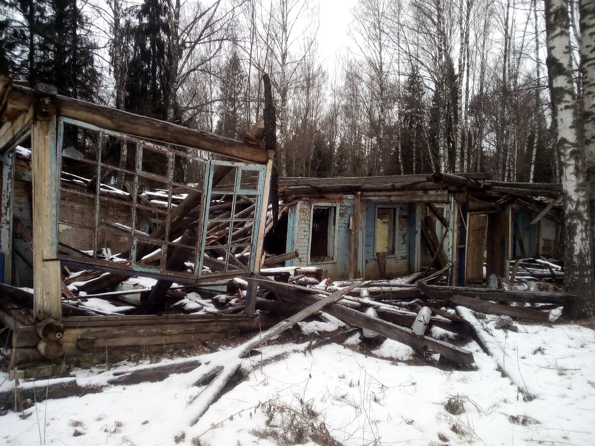 Экспедиция в заброшенный детский лагерь \ Километры по льду