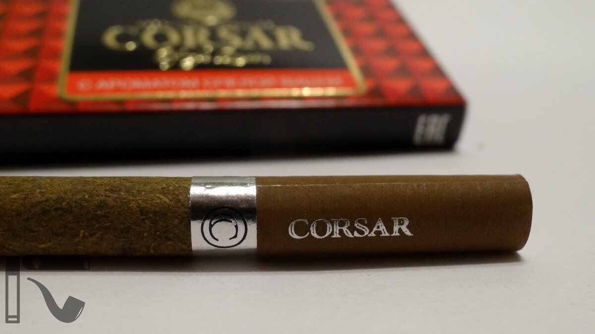 Корсар оригинал. Сигариллы CORSAR of the Queen Cherry Gold. Corsair of the Queen сигариллы. CORSAR of the Queen сигары. Сигариллы CORSAR of the Queen Cherry 20шт.