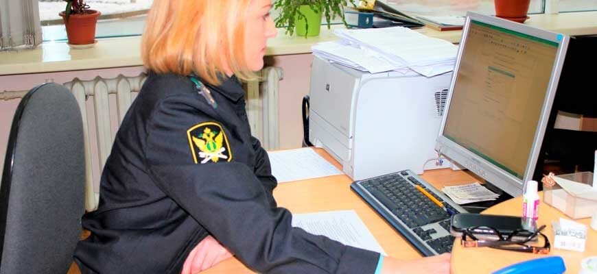 Судебные приставы списывают деньги, но их можно вернуть 