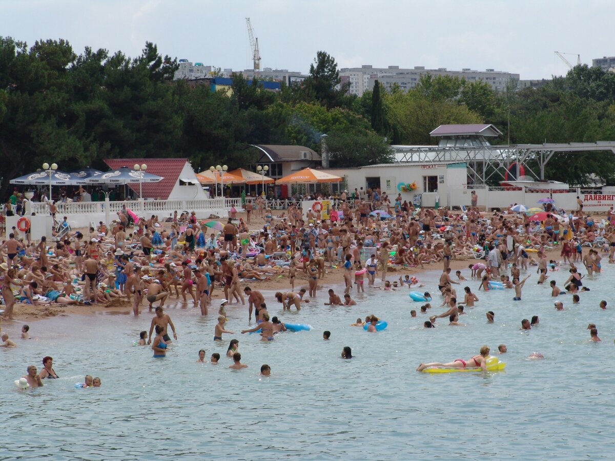 пляж в голубой бухте геленджик