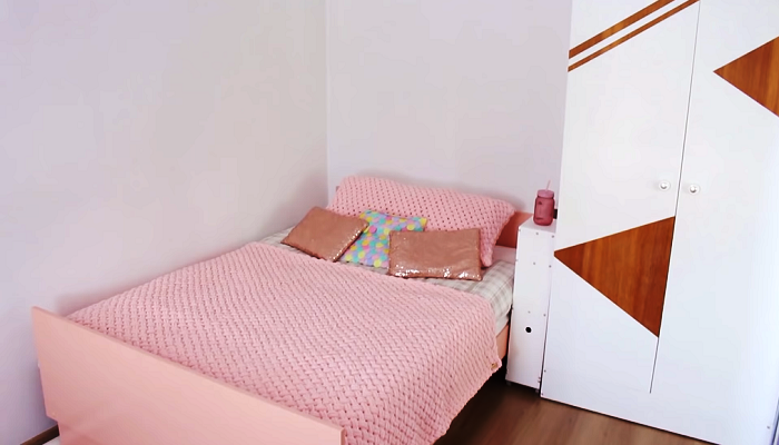 Блогер сумела переделать старую советскую мебель и стильный предмет интерьера.