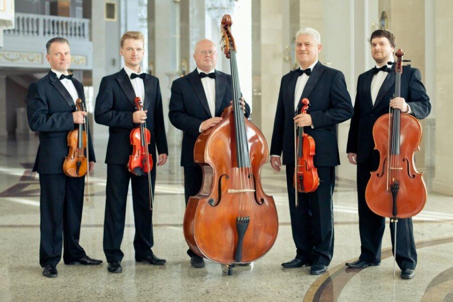 Скрипка, альт, виолончель, контрабас. 