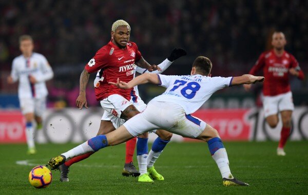 На фото Луис Адриано и Игорь Дивеев