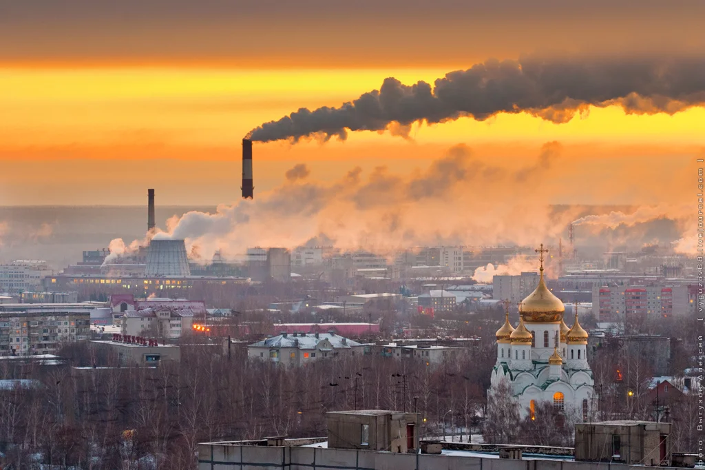 Самые промышленные города россии. Загрязнение атмосферы Тамбова. Загрязнённая атмосфера Воронежа. Экология России. Загрязнение города.