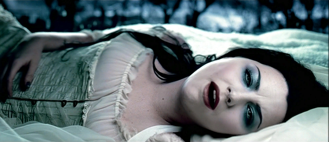 Кадры из Lithium