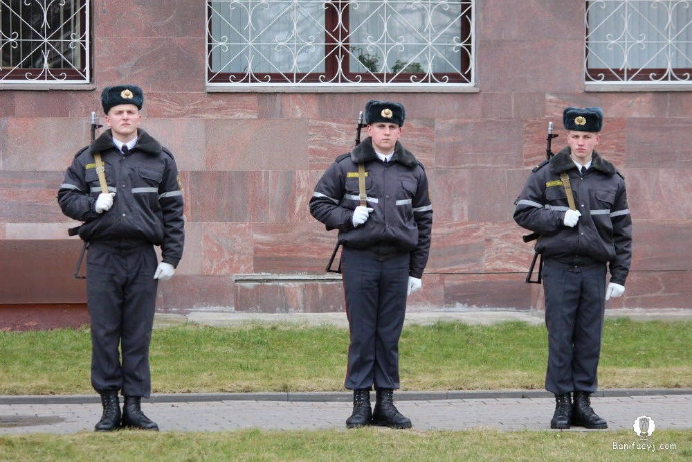 Новости беларуси телеграф. Полицейская форма Белоруссии. Милиционер Беларусь. Белорусская милиция форма. Полиция Беларуси форма.