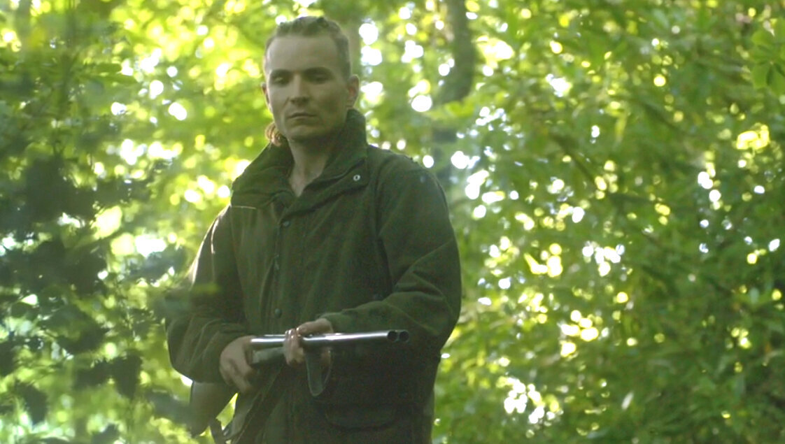 Главный выживист кинофильма собственной персоной.