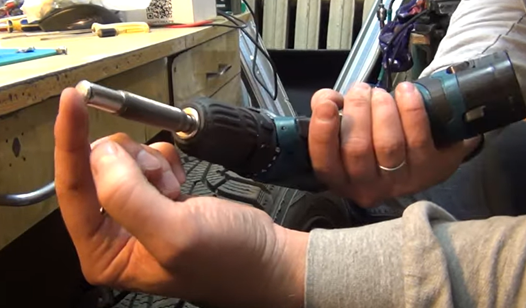 Узнал про самодельный шипователь резины и попробовал сделать (более ...