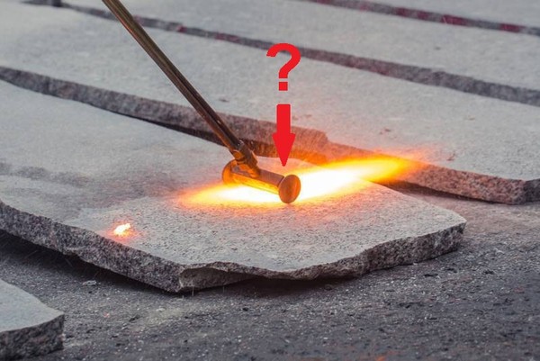 Зачем гранит обжигают горелкой?0