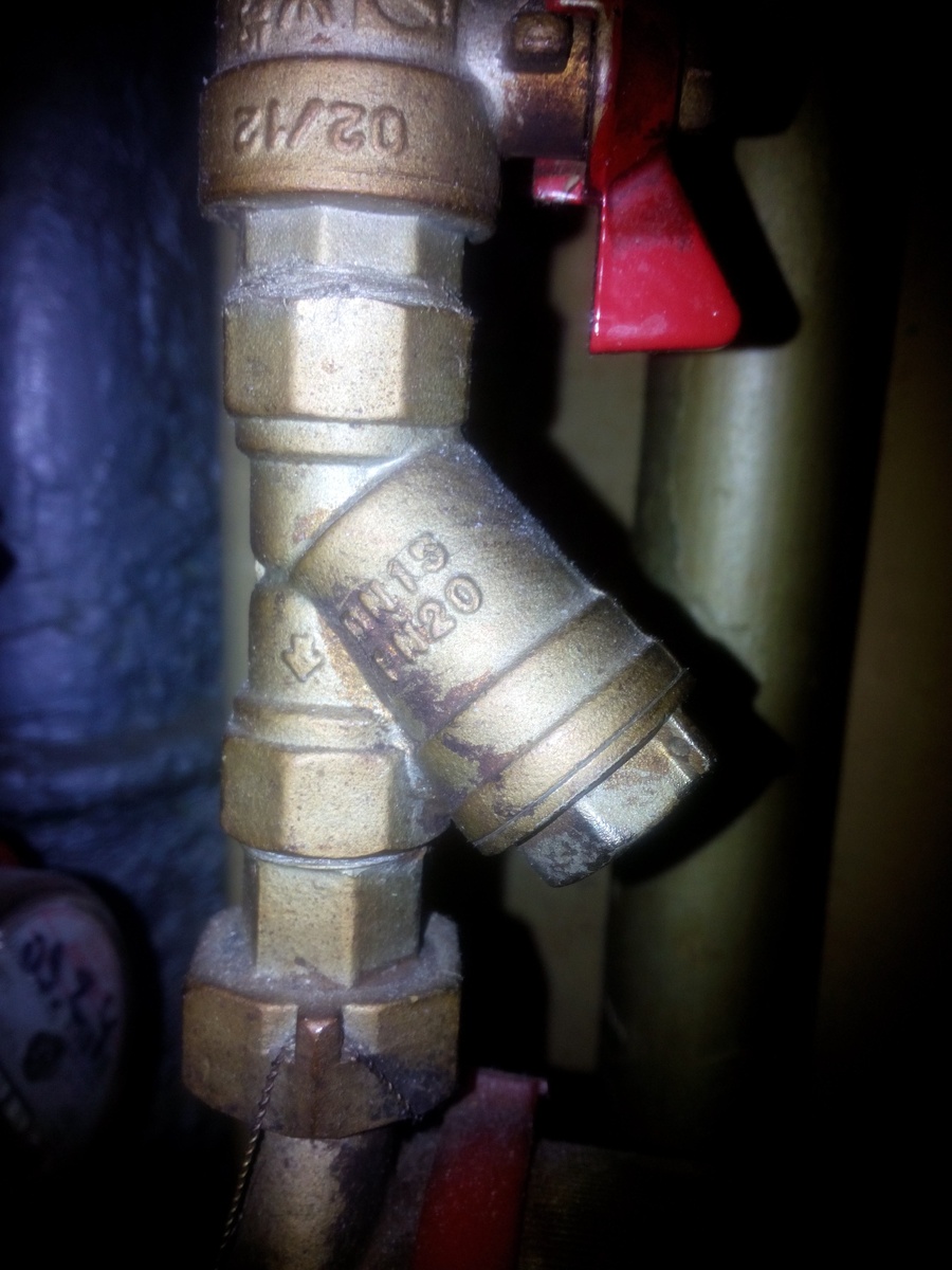 Фильтр грубой очистки.