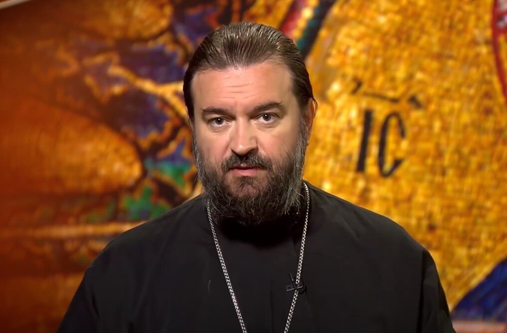 Андрей Ткачев - священнослужитель Русской православной церкви, митрофорный протоиерей, клирик храма святителя Василия Великого, Патриаршего подворья в селе Зайцево Одинцовского района Московской области, проповедник и миссионер, телеведущий.