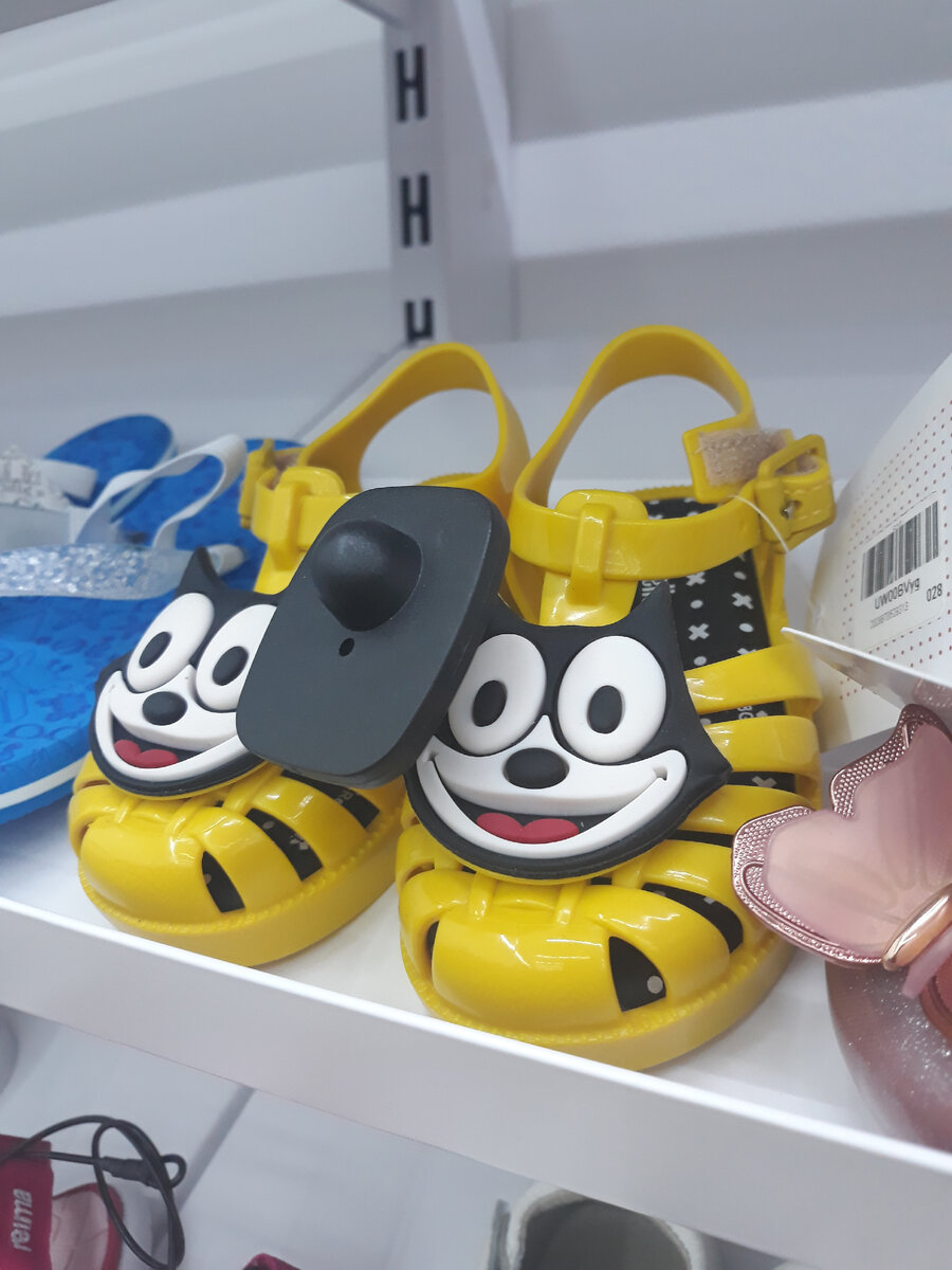 Туфли Mini Melissa / 1999 рублей (оригинальная цена: 4890 рублей, скидка 59%) / Аутлет OFFPRICE  