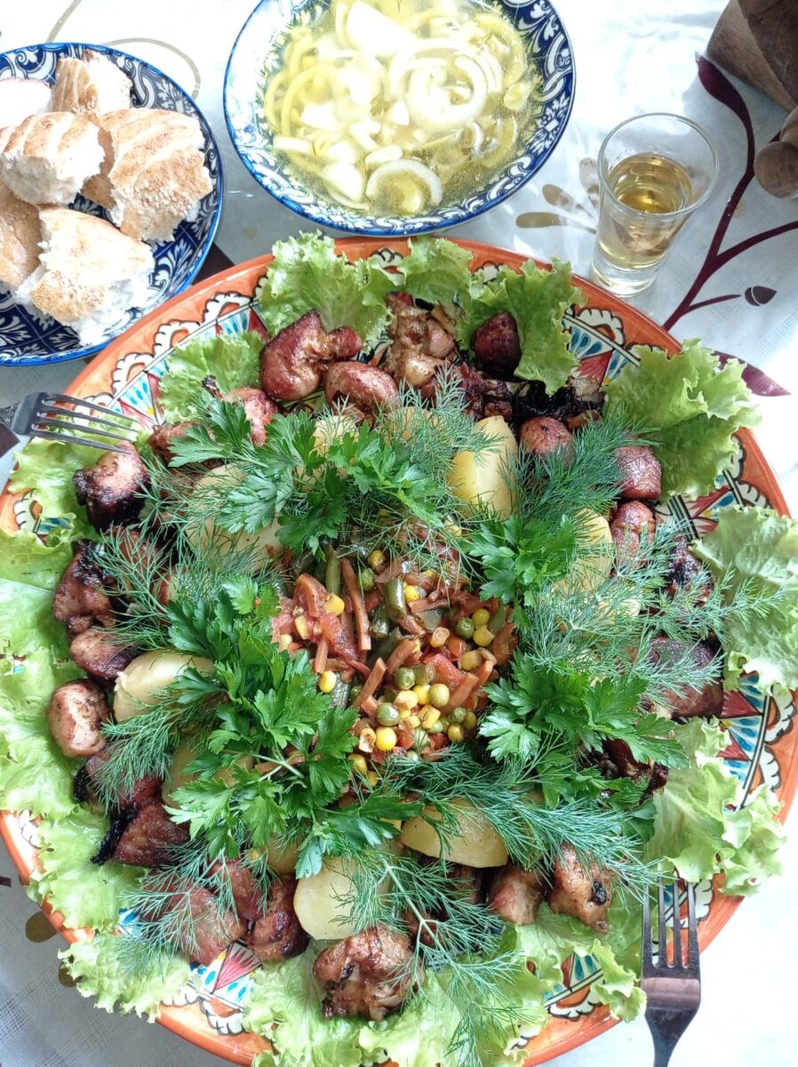 женский вариант сервировки)))
