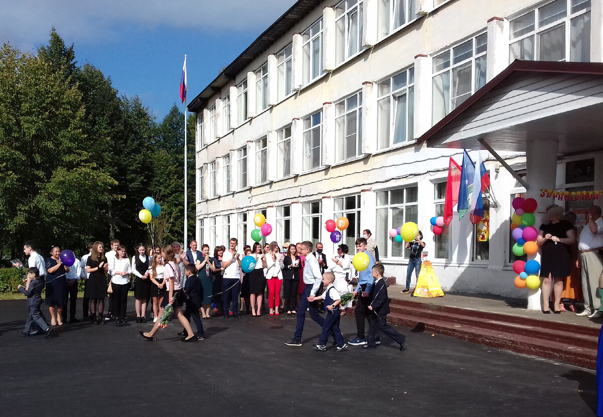 Подмосковная школа