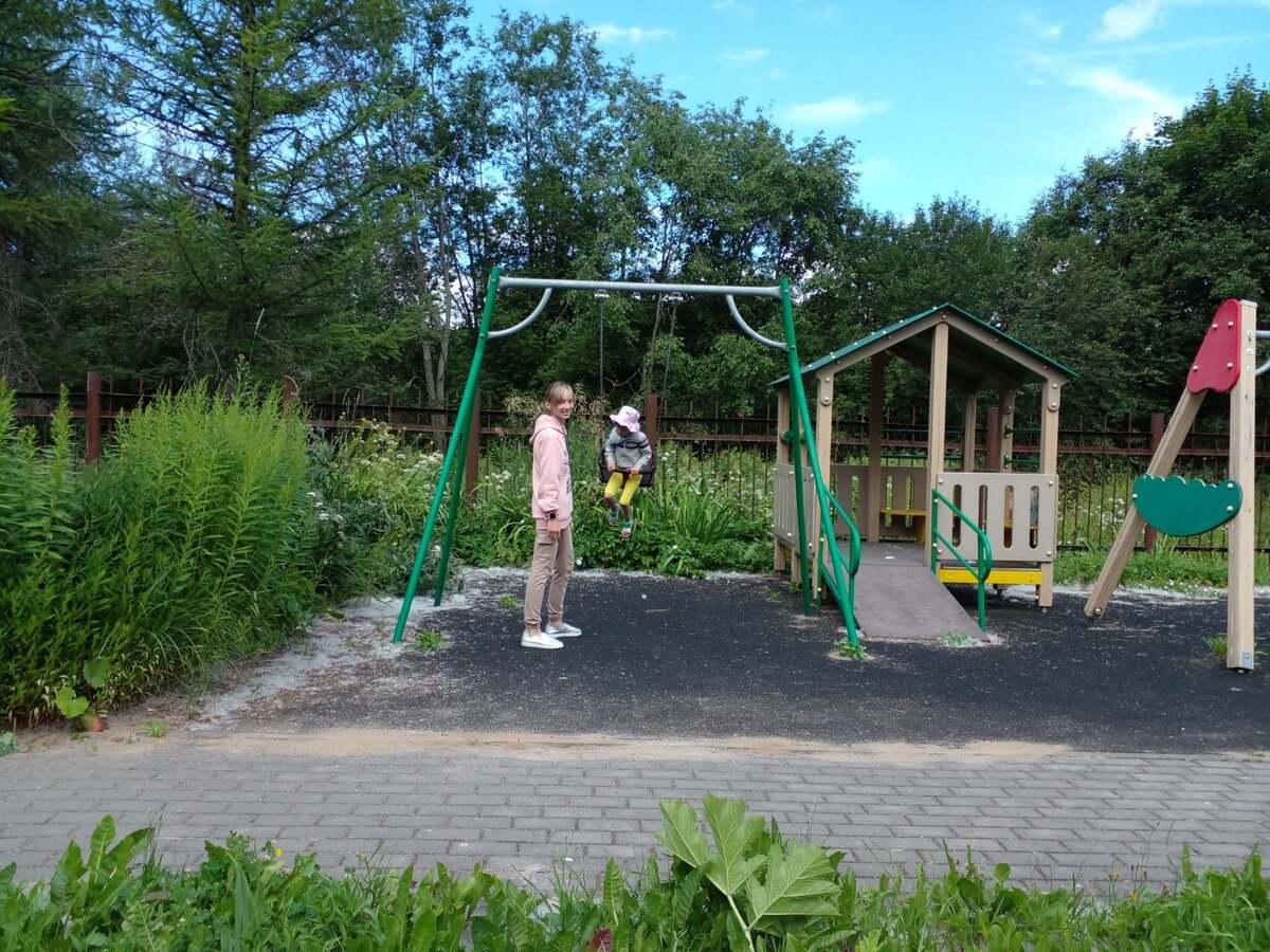 «Не бояться выпускать ребенка, который живет внутри вас, наружу, ведь он так прекрасно сможет найти общий язык с другими ребятами и наполнить их жизнь новыми впечатлениями»