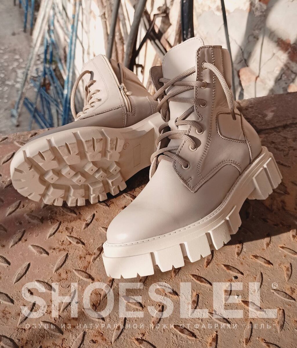 На фото модель арт. 1927 в бежевом цвете 