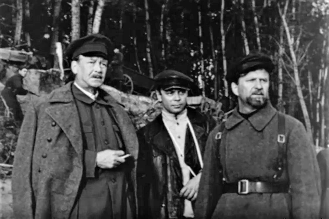 Комитет государственной безопасности ссср герб. Архив кгб здание. Кгб против цру. Картинка 2 сражающихся стороны с подписями наши разведчики их шпионы. Кгб дзен.