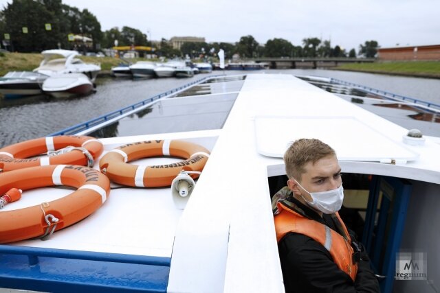    Навигация по рекам и каналам в Петербурге Дарья Драй © ИА REGNUM