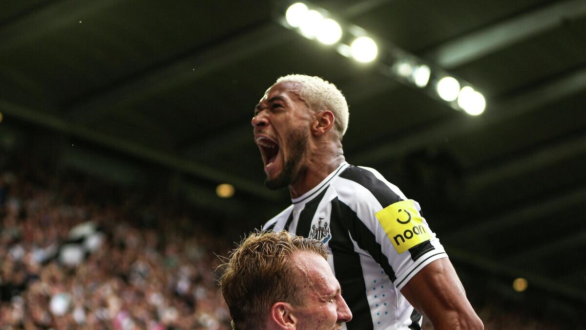    Футболисты "Ньюкасл Юнайтед"© пресс-служба клуба "Ньюкасл Юнайтед"