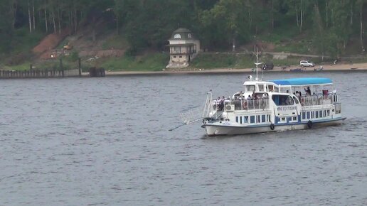 Теплоход товарищ Красноярск. Тутаев переправа.