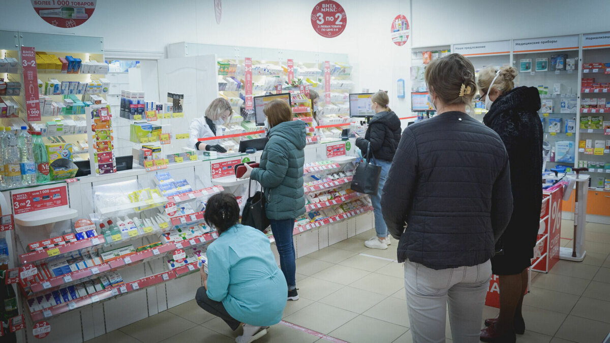     В волгоградских аптеках стало непросто приобрести антибиотики на основе амоксициллина. При этом медицинские чиновники уверяют, что дефицита не существует и нет проблем с запасом лекарственных препаратов.